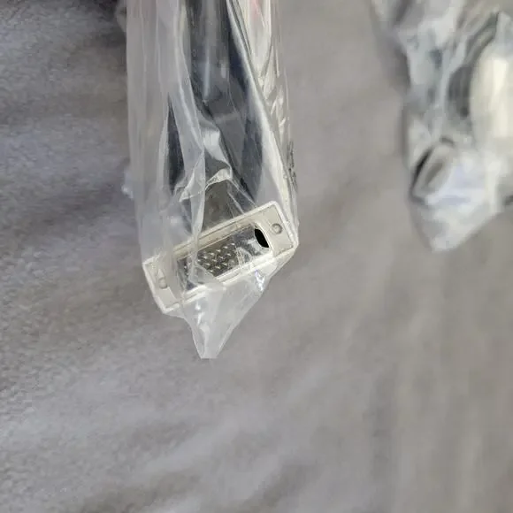 VGA DVI POWER ADAPTER Cables Circular Barrel DC Video Mixed 19PC Spares - Picture 3 of 16